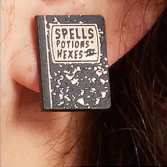 VINCA Spell Book Earrings, Black, OS, NWT - Picture 2 of 6